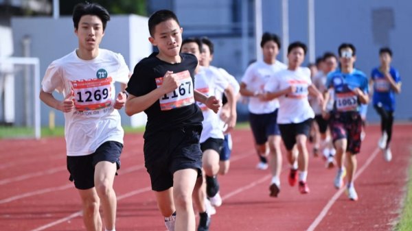 熊猫配资 不止成绩，更有成长！看阳光体育大联赛田径场上的追风少年们